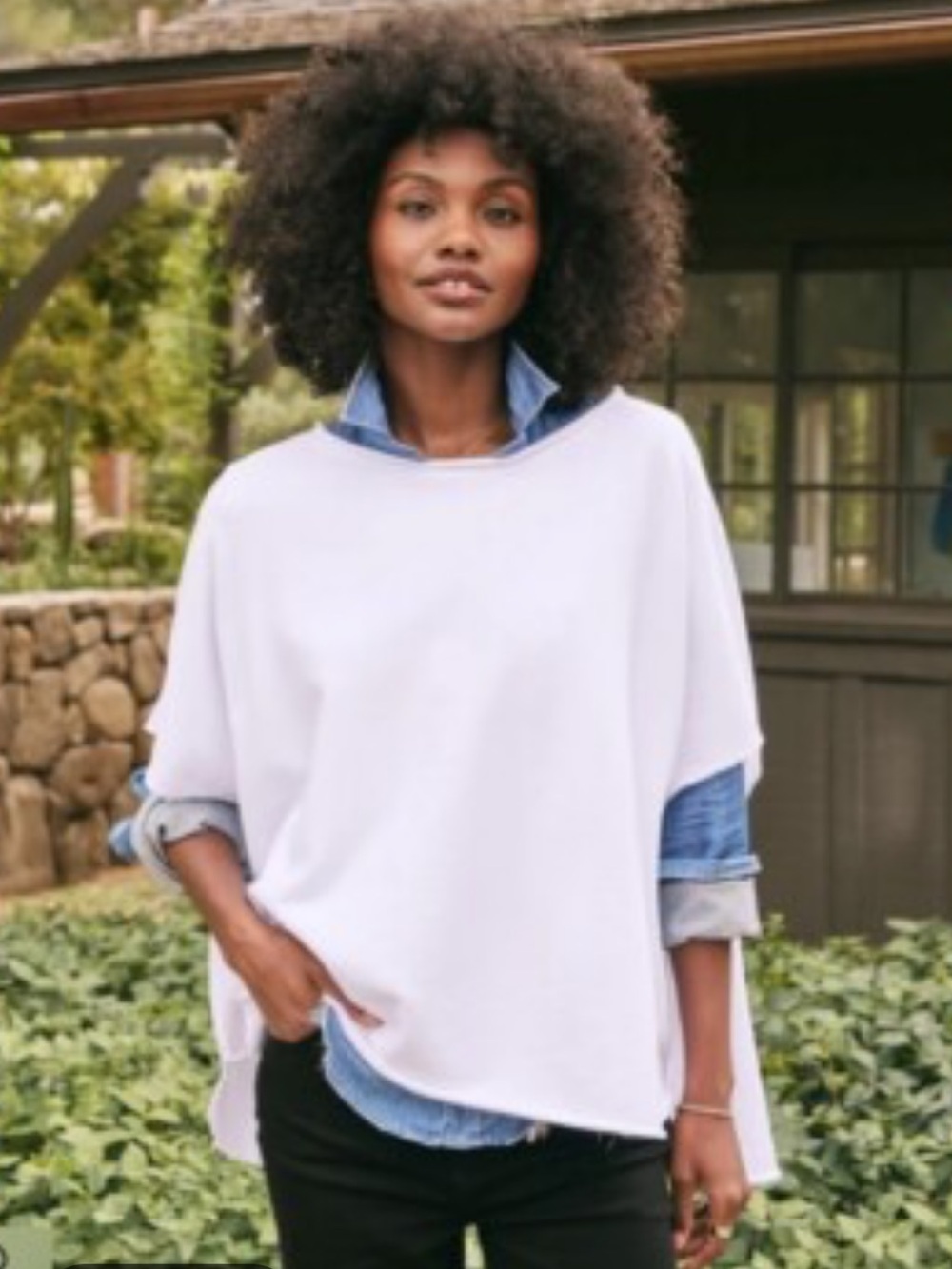 NWOT Frank & Eileen Olive Capelet in White